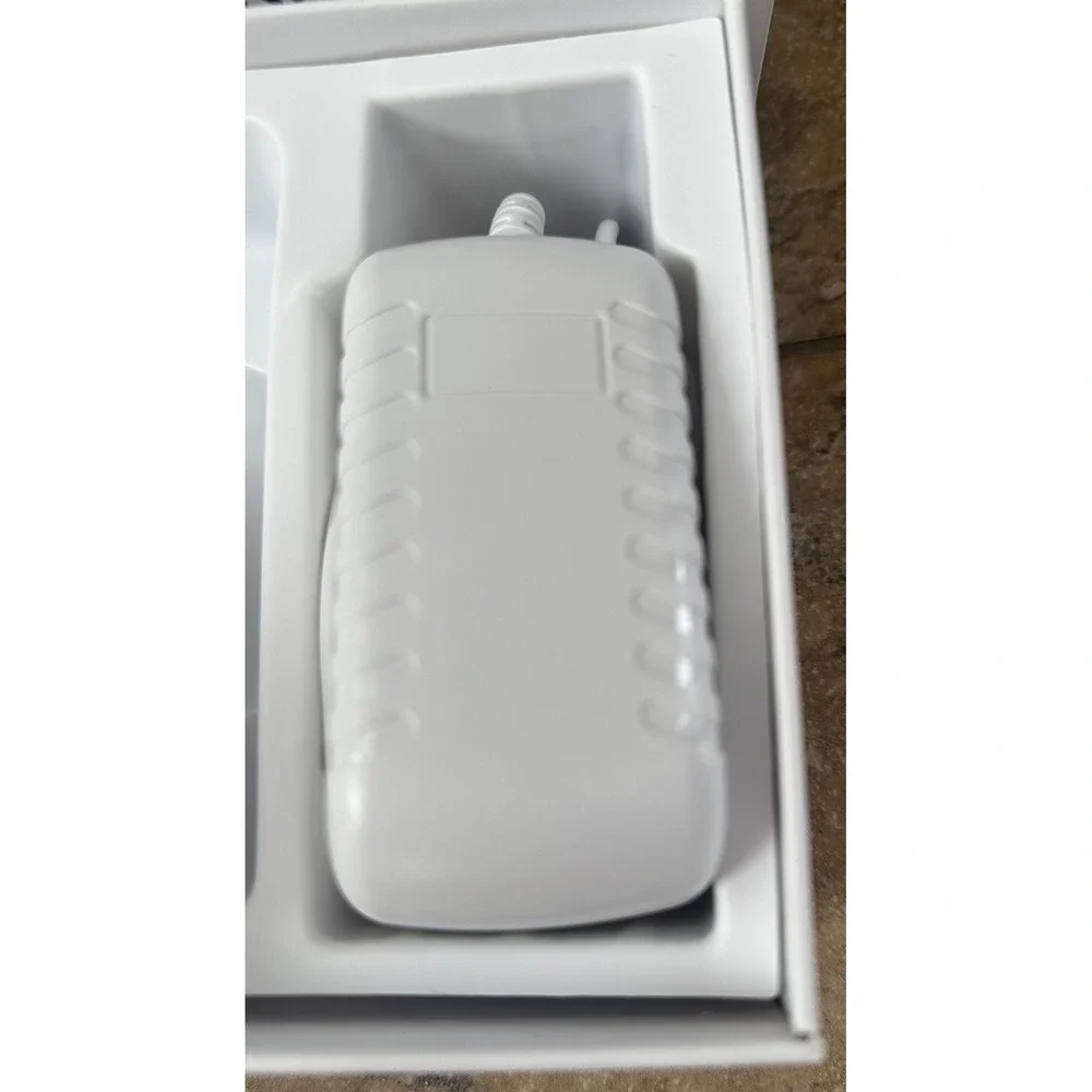New in Open Box - HeySilkySkin Laser Hair Removal Handset Advanced IPL